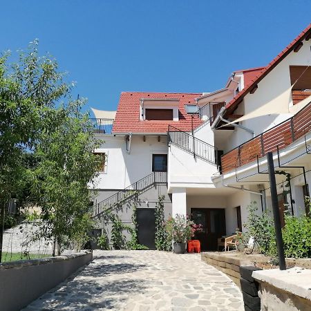 דירות Szigligeti Mandula Kert Vendeghaz מראה חיצוני תמונה
